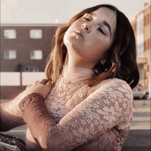 Meet your Posher, Ssence